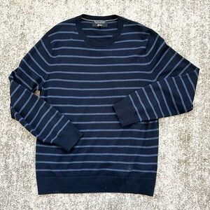 Banana Republic Men's Navy and Blue Striped Crewneck Merino Wool Sweater